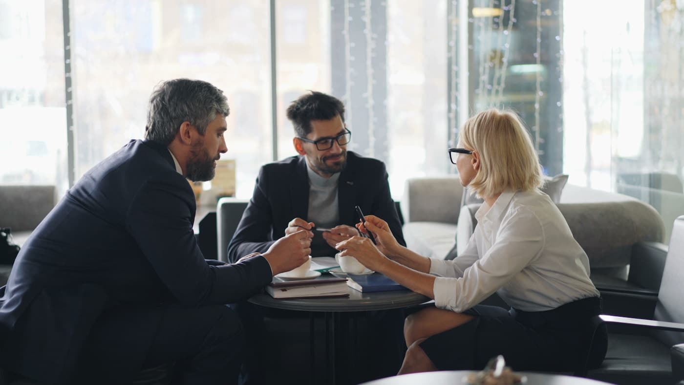 An Aiinfox discovery call — 30 minutes, no pitch deck, no NDA gatekeeping.